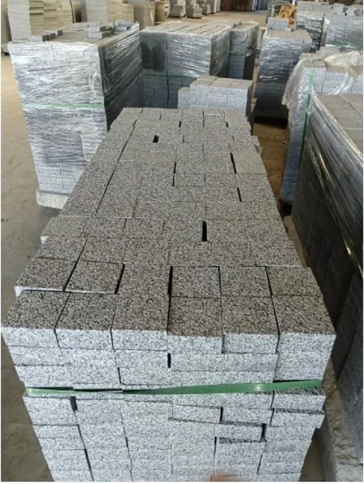 Black-Granite-Setts-Cobbles-for-Sales.webp (4)(001)