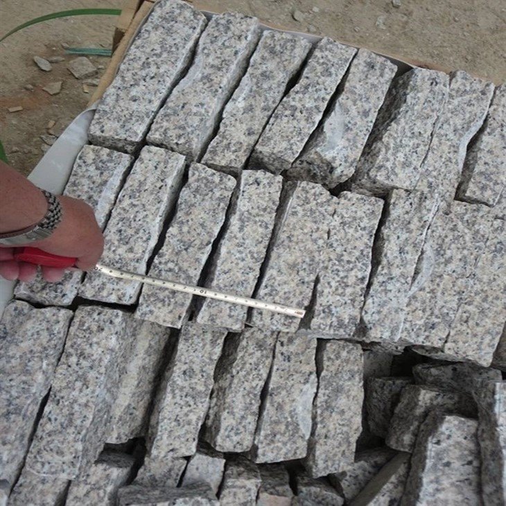 Granite-Colors-Tiger-Skin-Fooring-Price.webp(001)