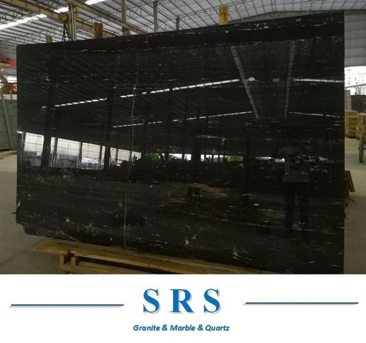 Natural-Stone-Round-Rectangle-Silver-Dragon-Marble-Top-Dining-Table-for-Home-Furniture.webp (5)(001)