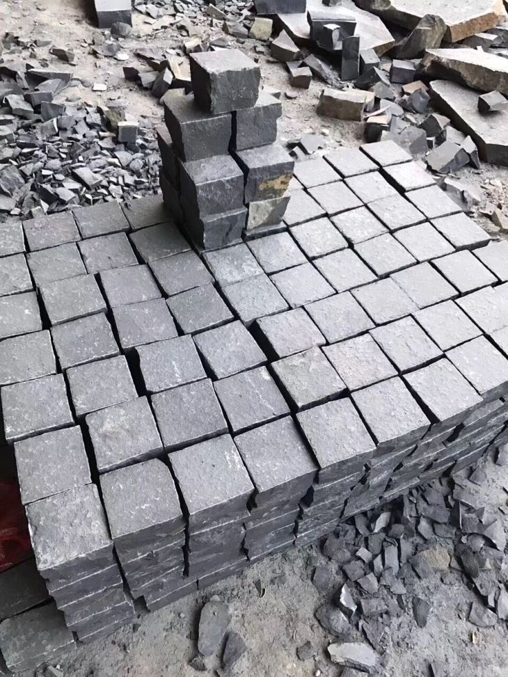 G684 Black Basalt